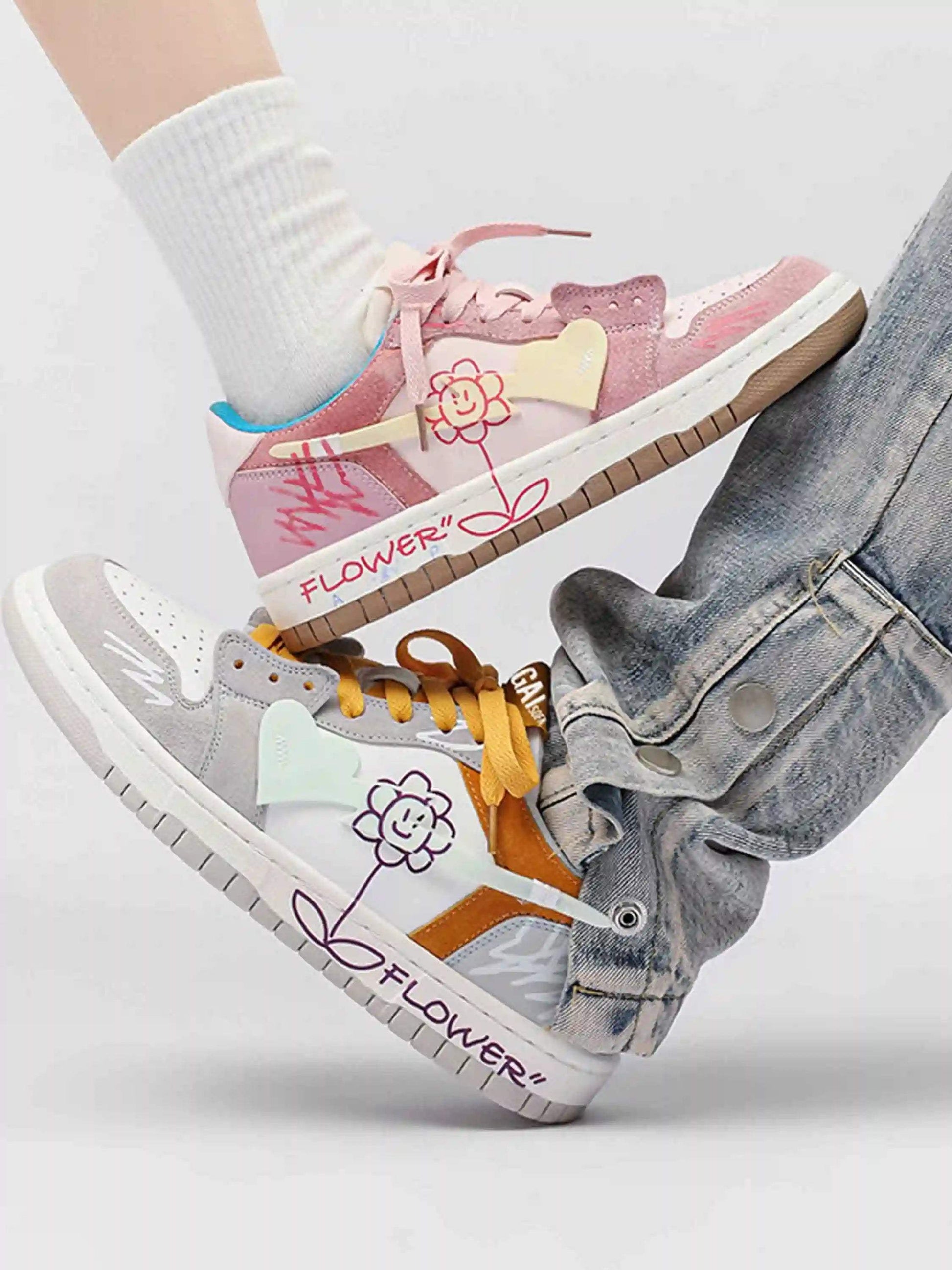 Disguisen Niche Street Playful Flower Couple Casual Shoes
