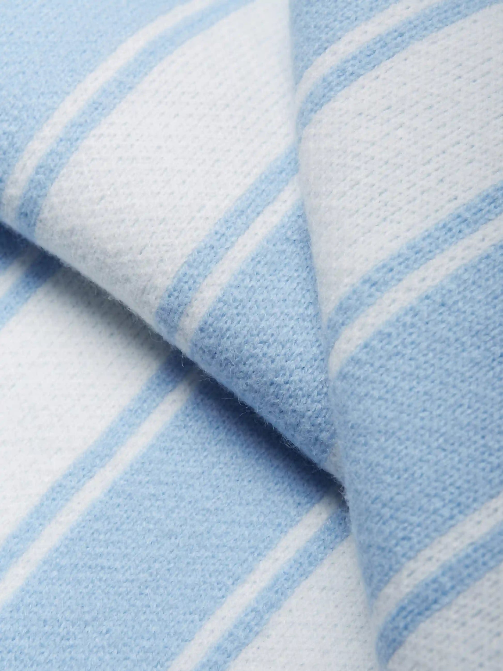 Disguisen Vertical Contrast Pattern Jacquard Sweater