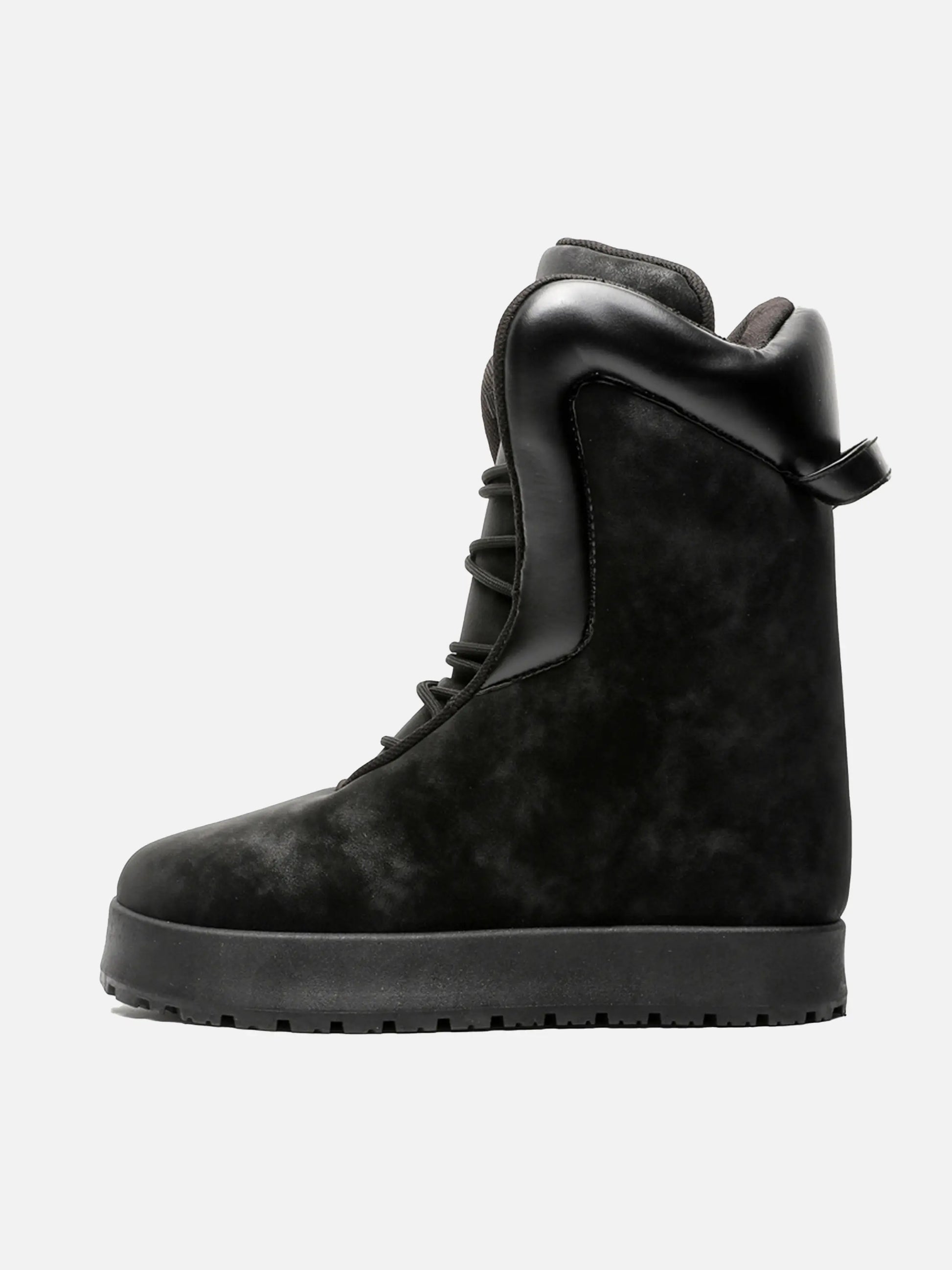 Contrasting Color Chunky Breadboard Boots