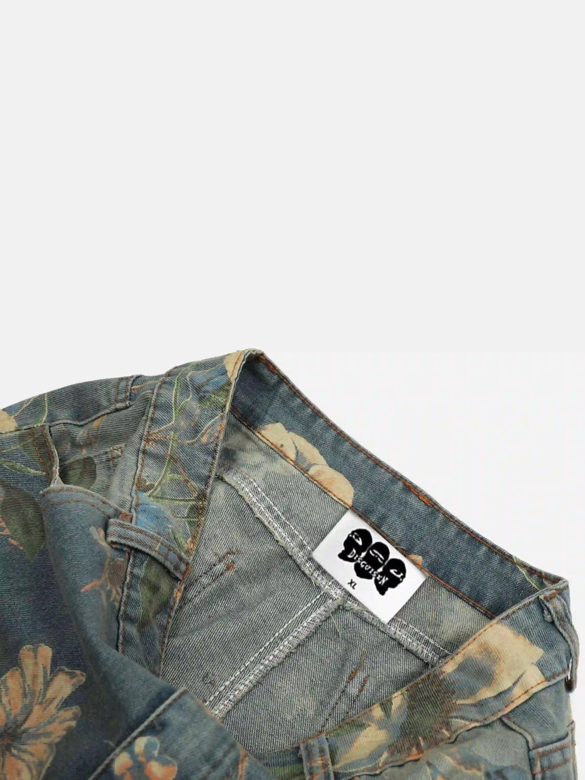 Disguisen Vintage Distressed Floral Jeans
