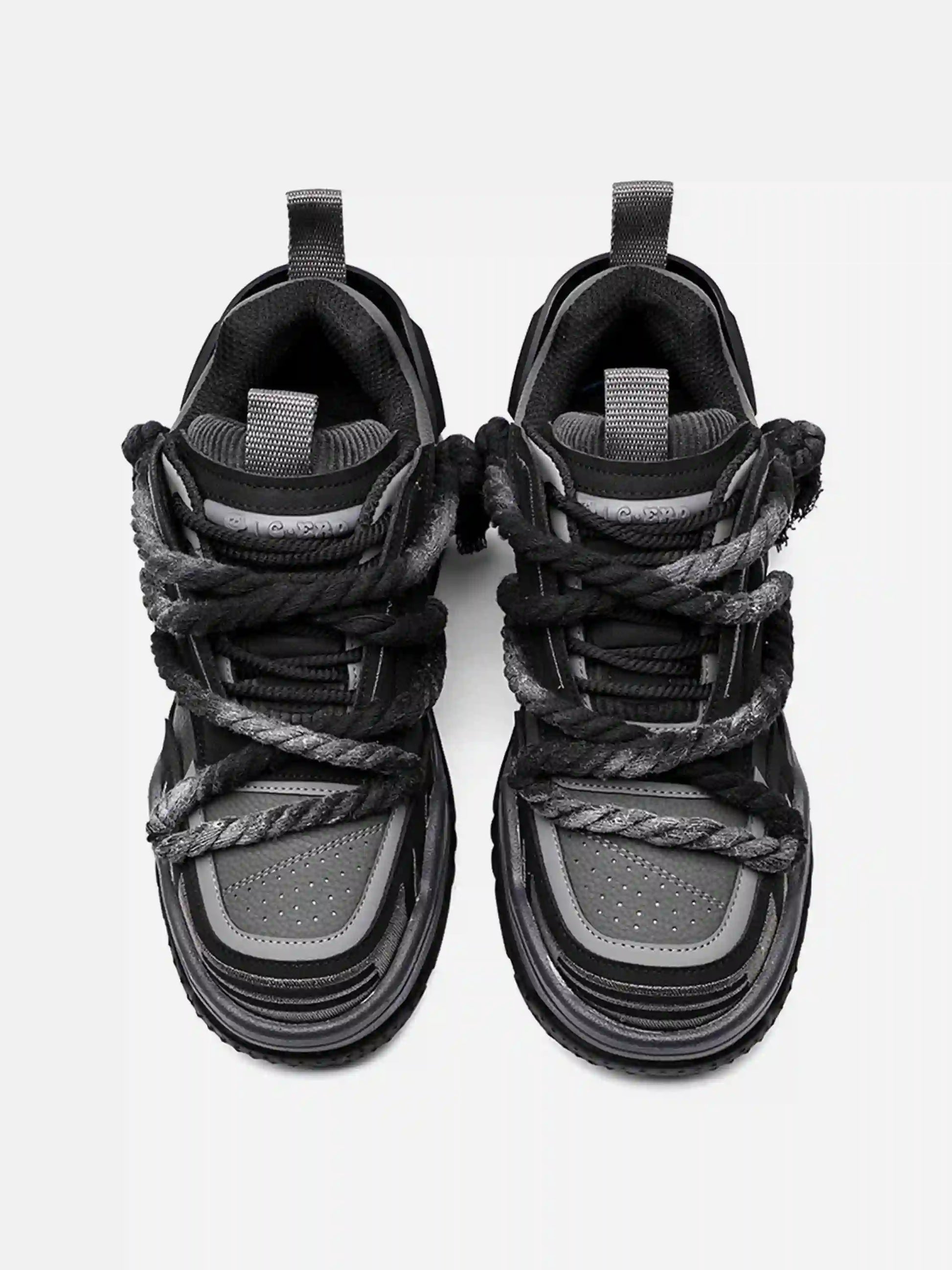 Disguisen Vintage Black Warrior Sneakers