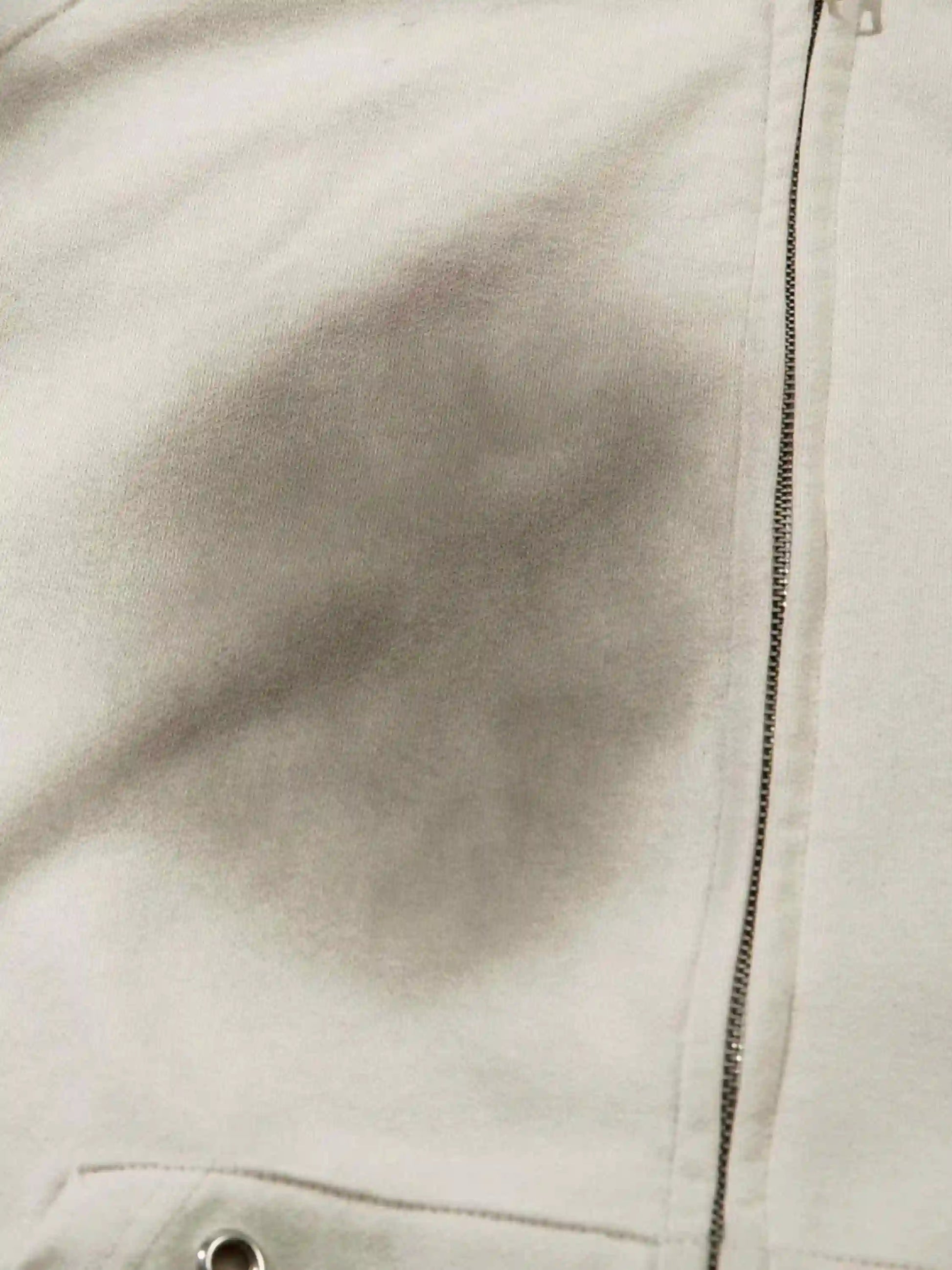Felpa con cappuccio e cerniera con ricamo Disguisen