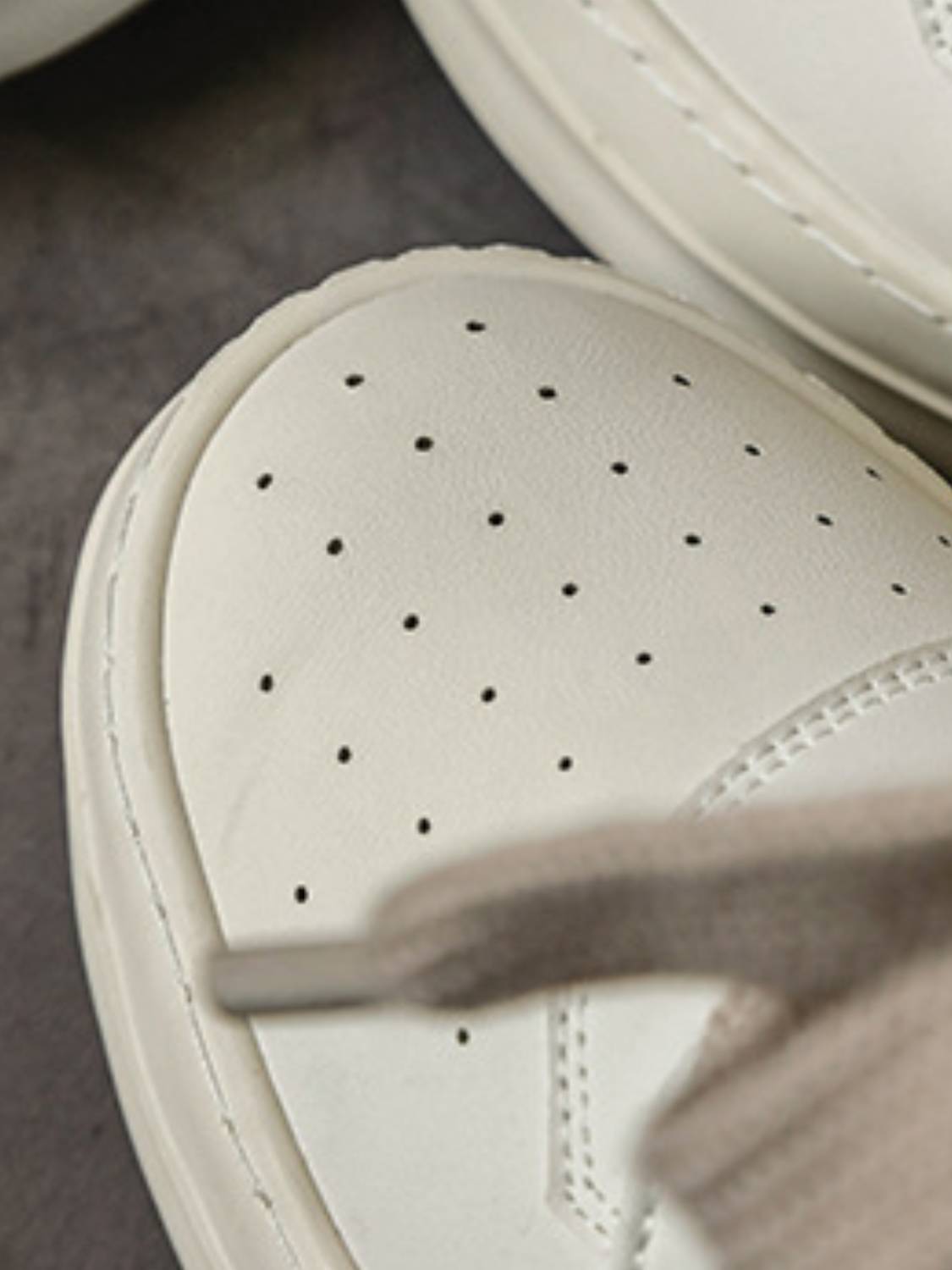 Contrast Color High Tongue Shoes