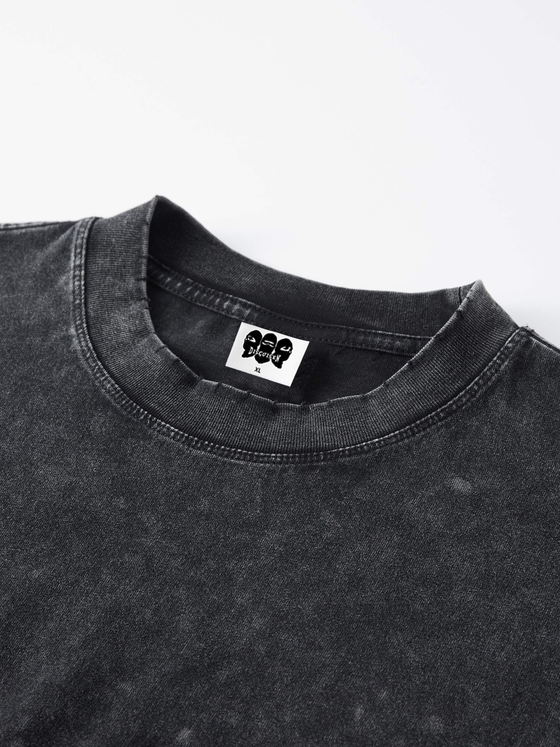 Disguisen Retro American Font T-Shirt