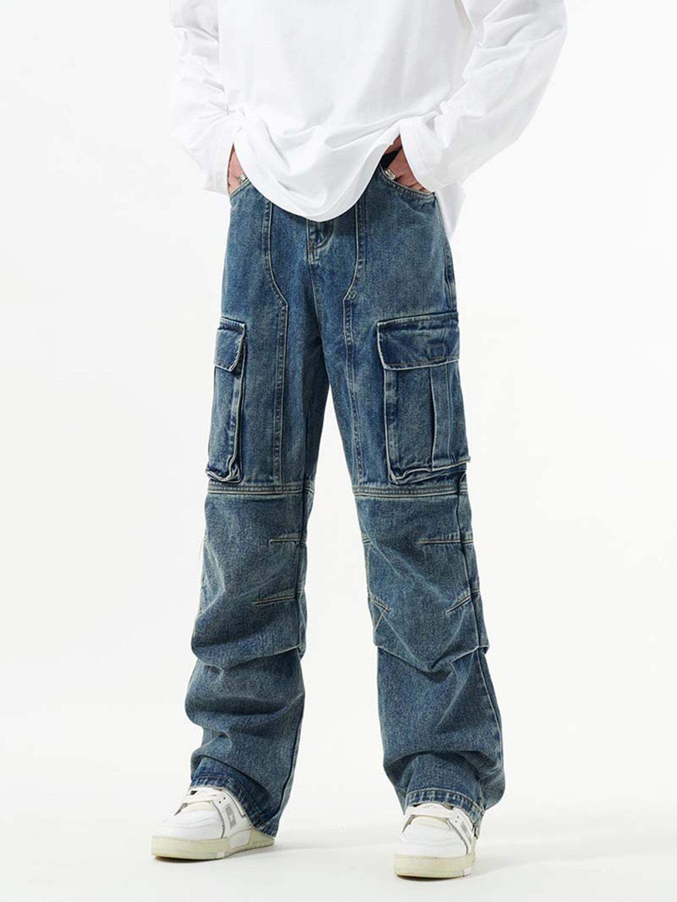 Disguisen Washed And Distressed Multi-pocket Jeans