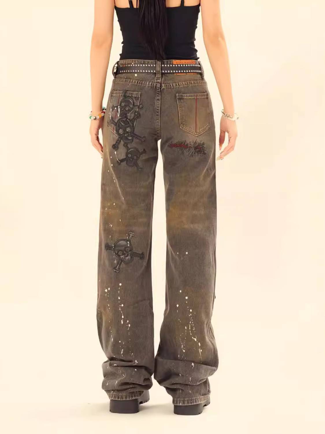 Vintage Skull Embroidery Ink Jeans