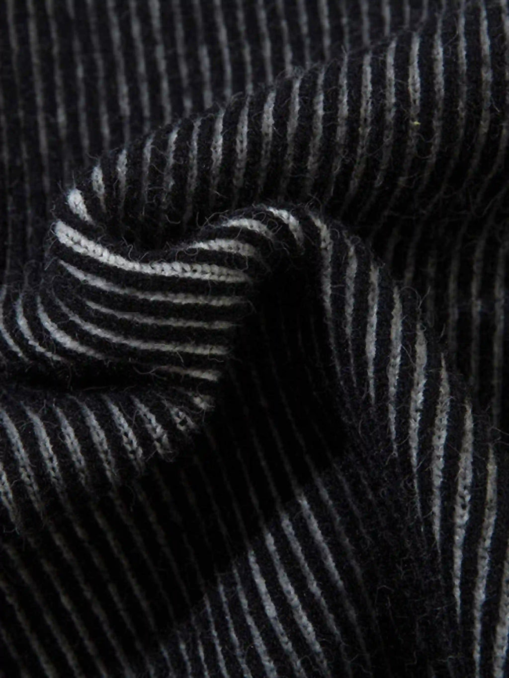 Disguisen Jacquard Half Turtleneck Knitted Sweater