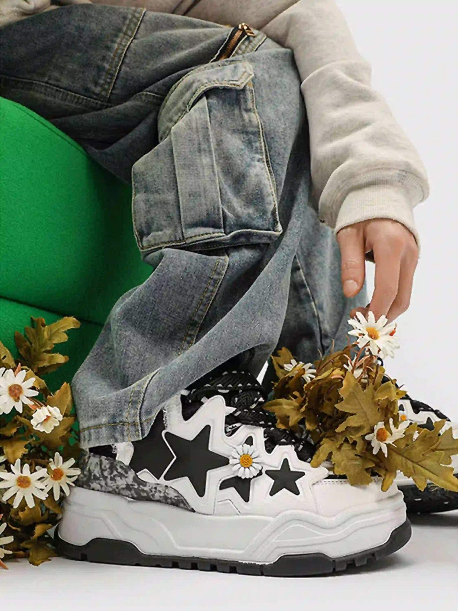 Disguisen Street Daisy Thick-Soled Sneakers