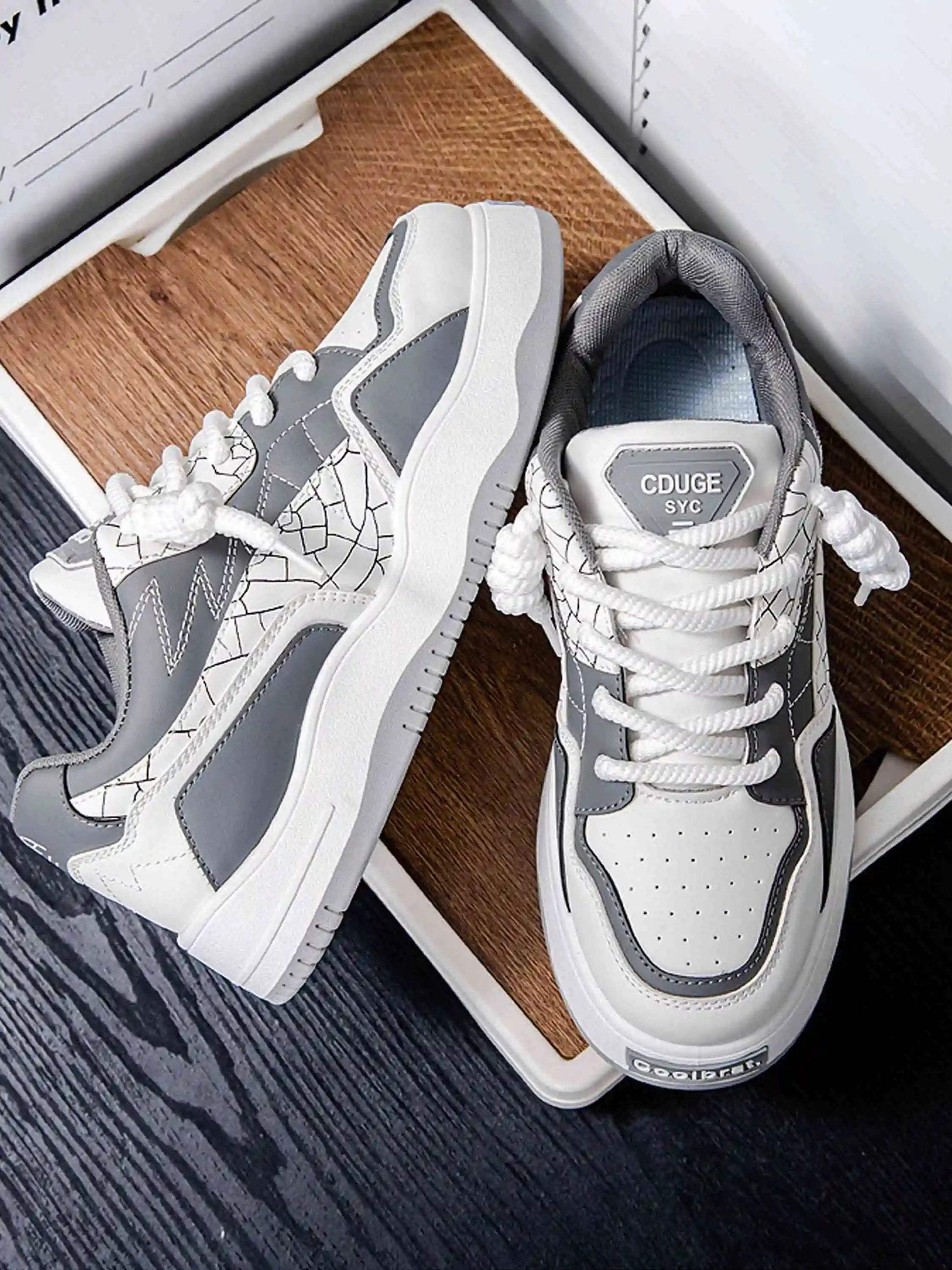Disguisen American Street Style Casual Shoes