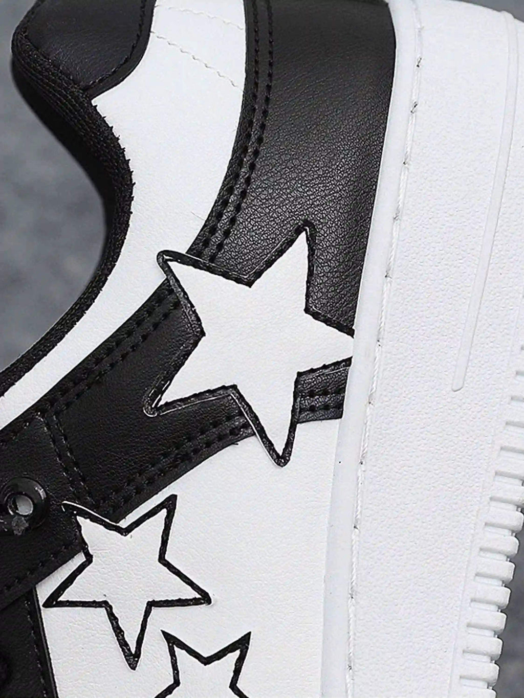 Disguisen High Street Star Matte Sneakers