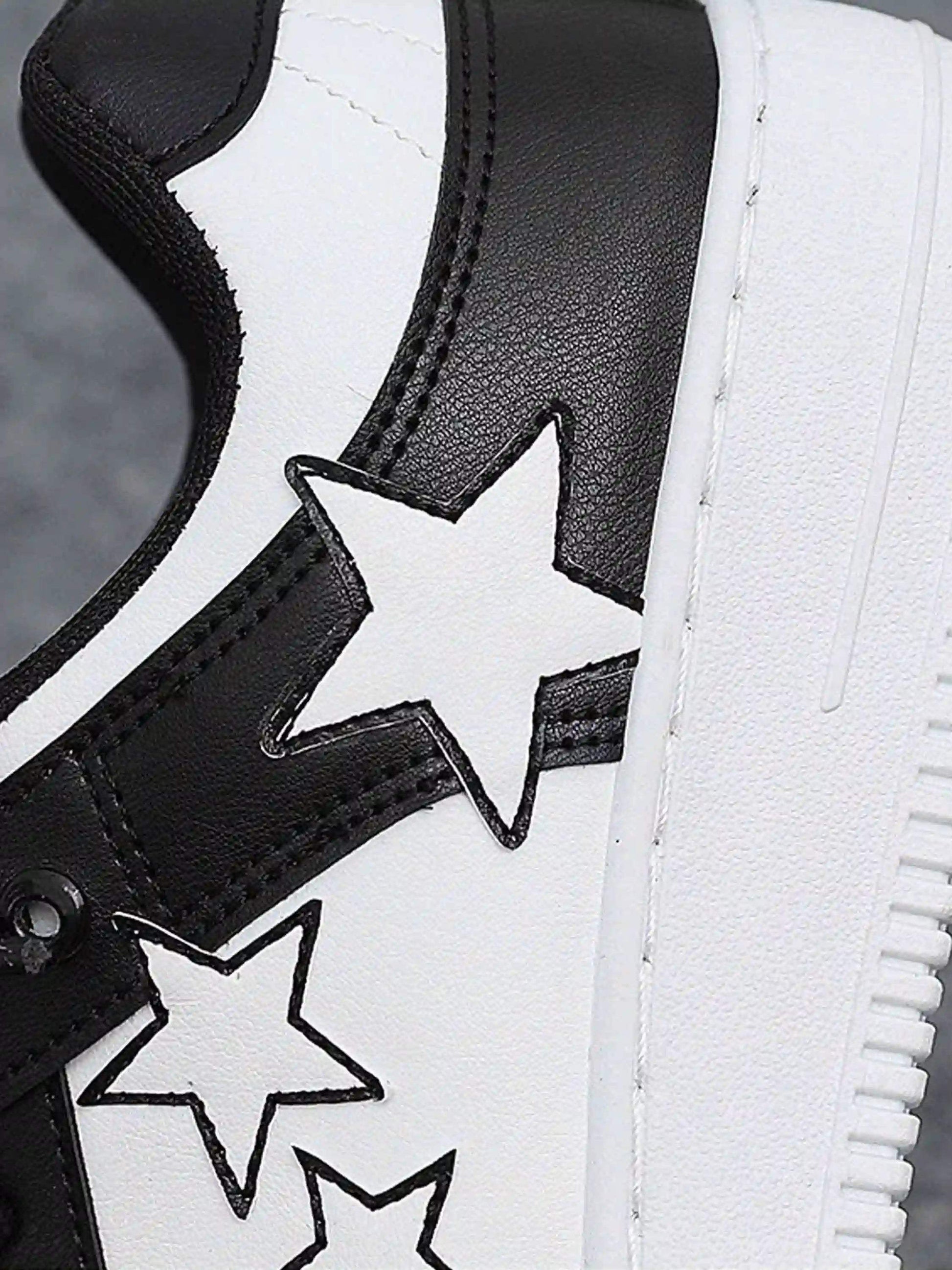 Disguisen High Street Star Matte Sneakers