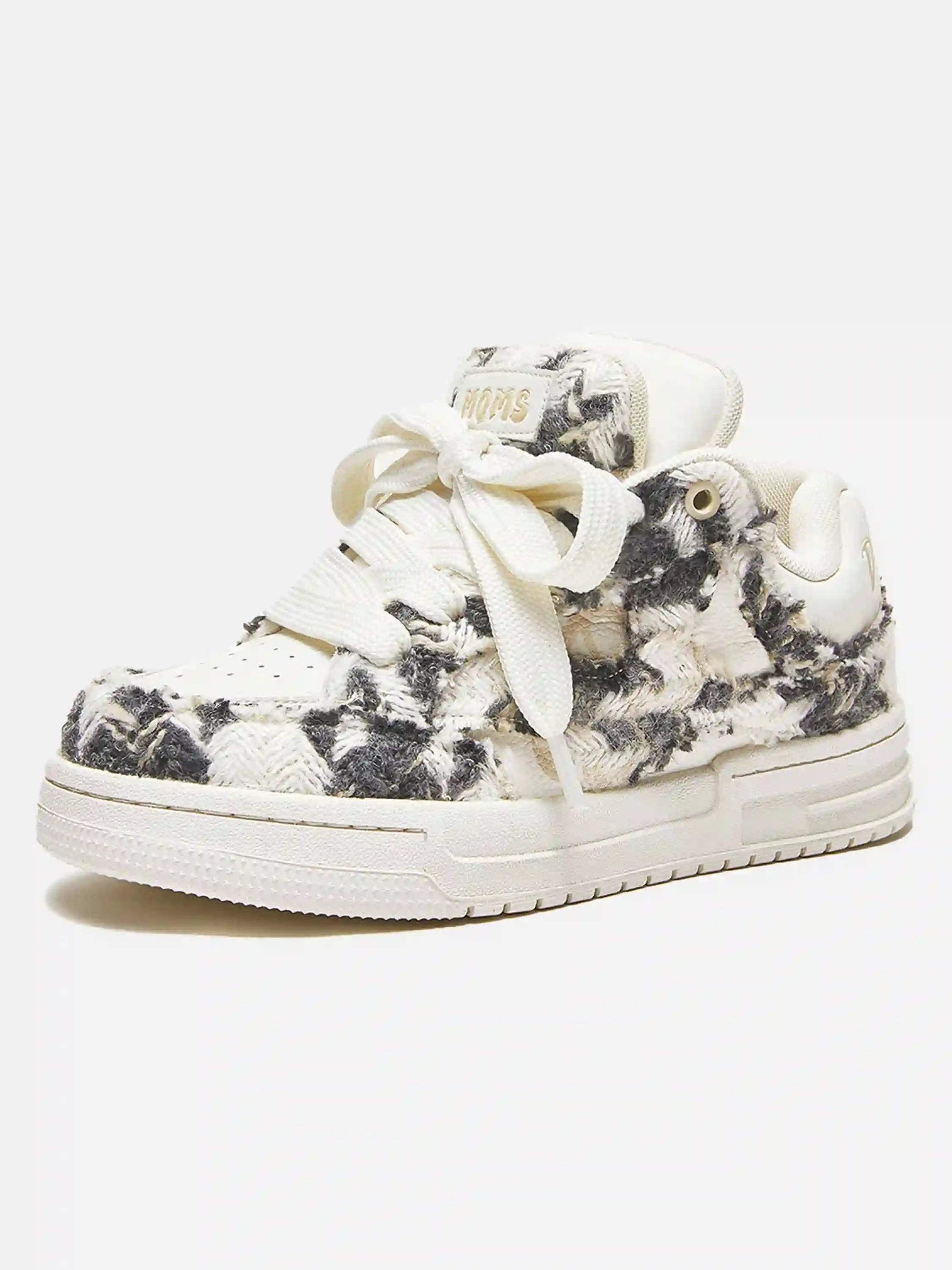 Bread Wear-Resistant Sneakers