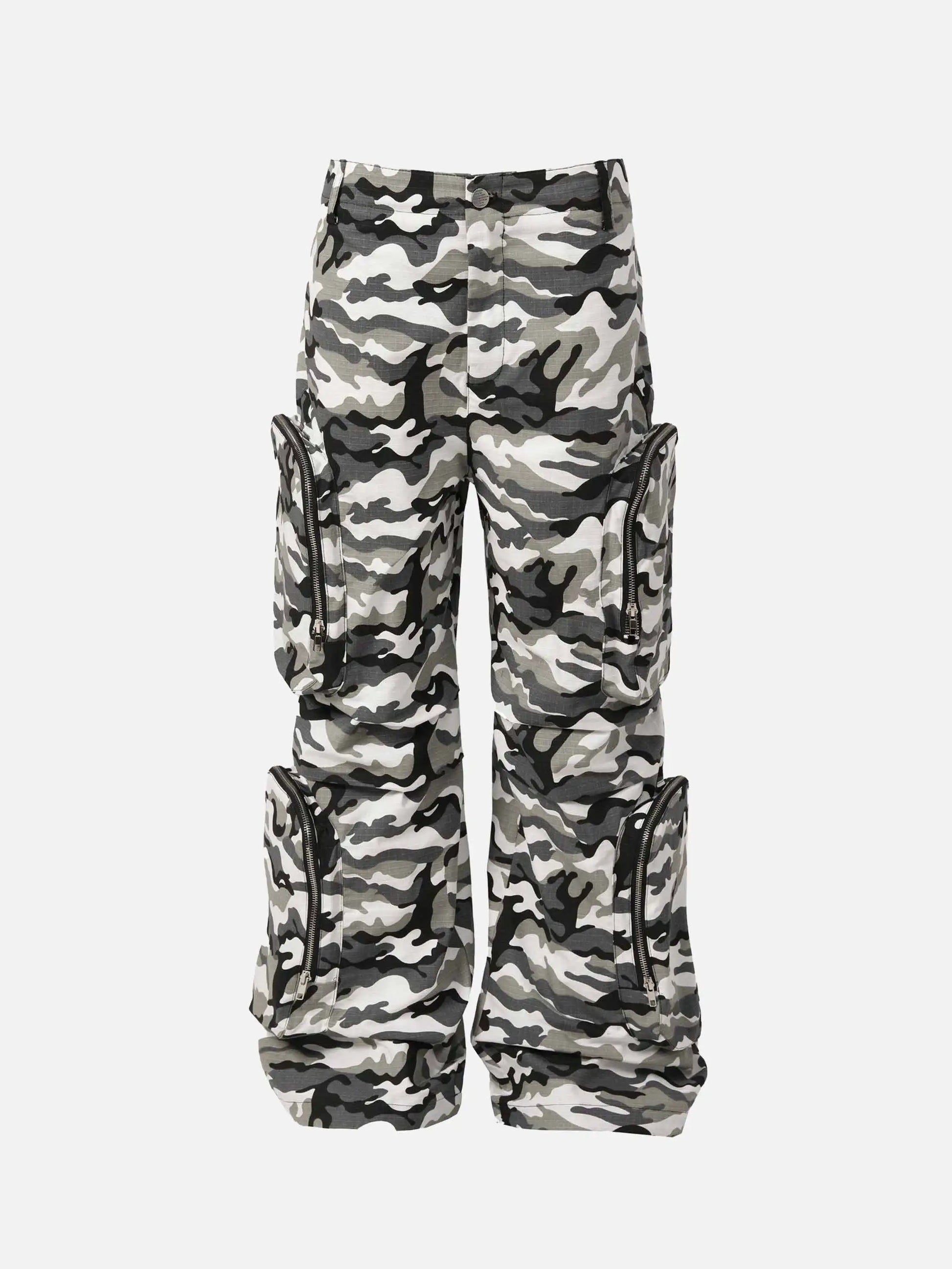 Disguisen Camouflage Cargo Pants
