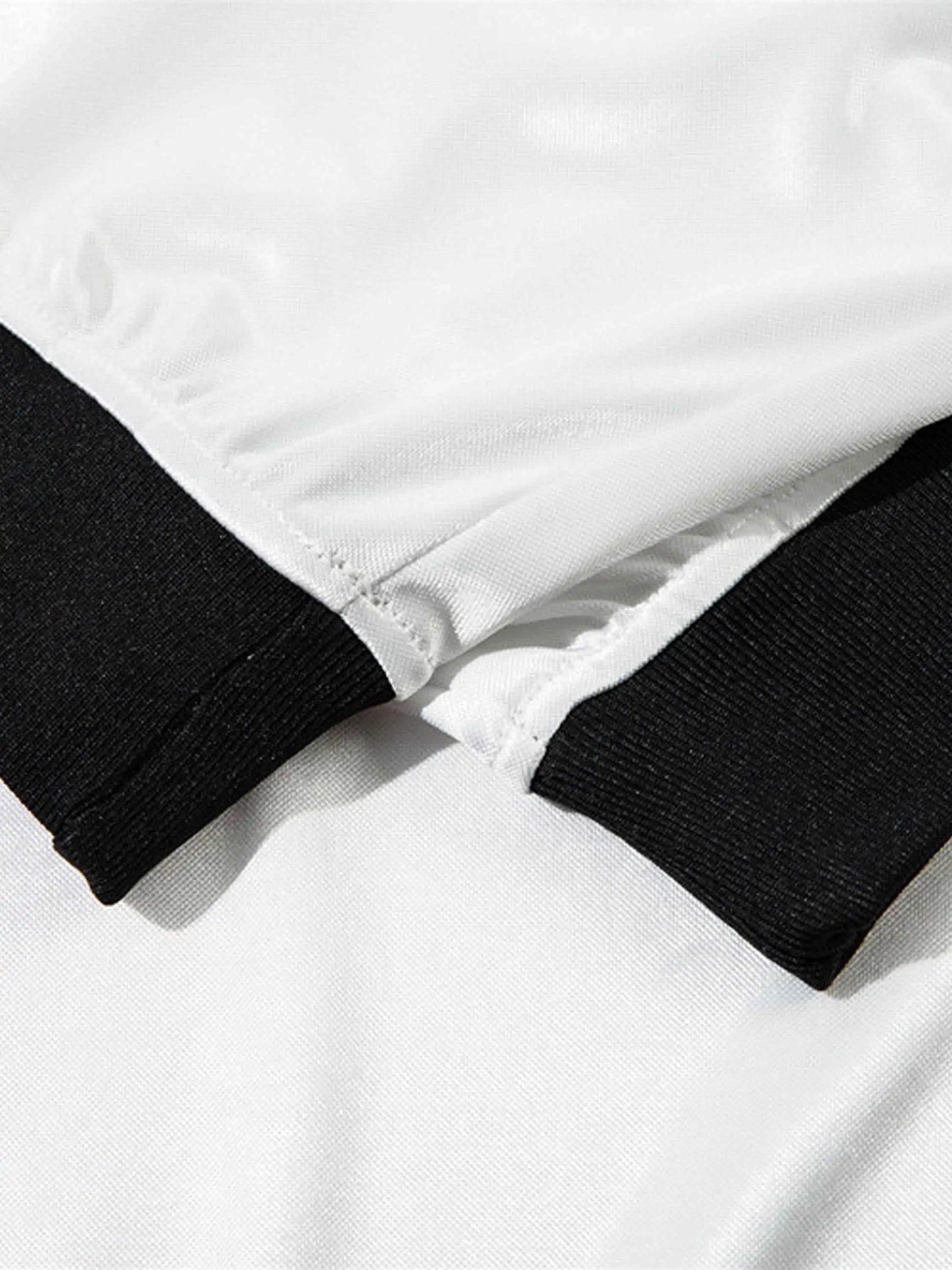 Disguisen Vintage Number 24 Long Sleeve T-shirt