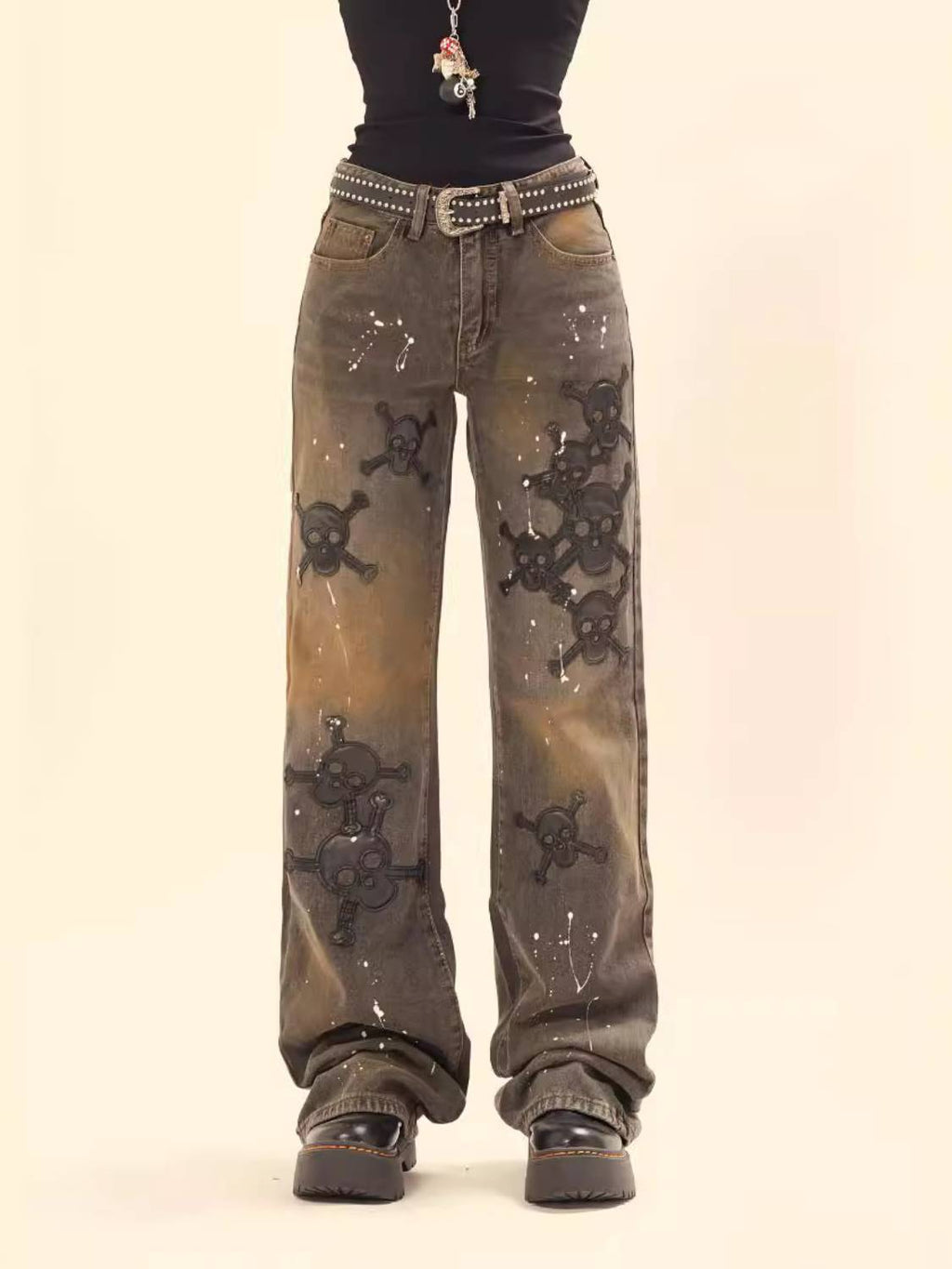 Vintage Skull Embroidery Ink Jeans