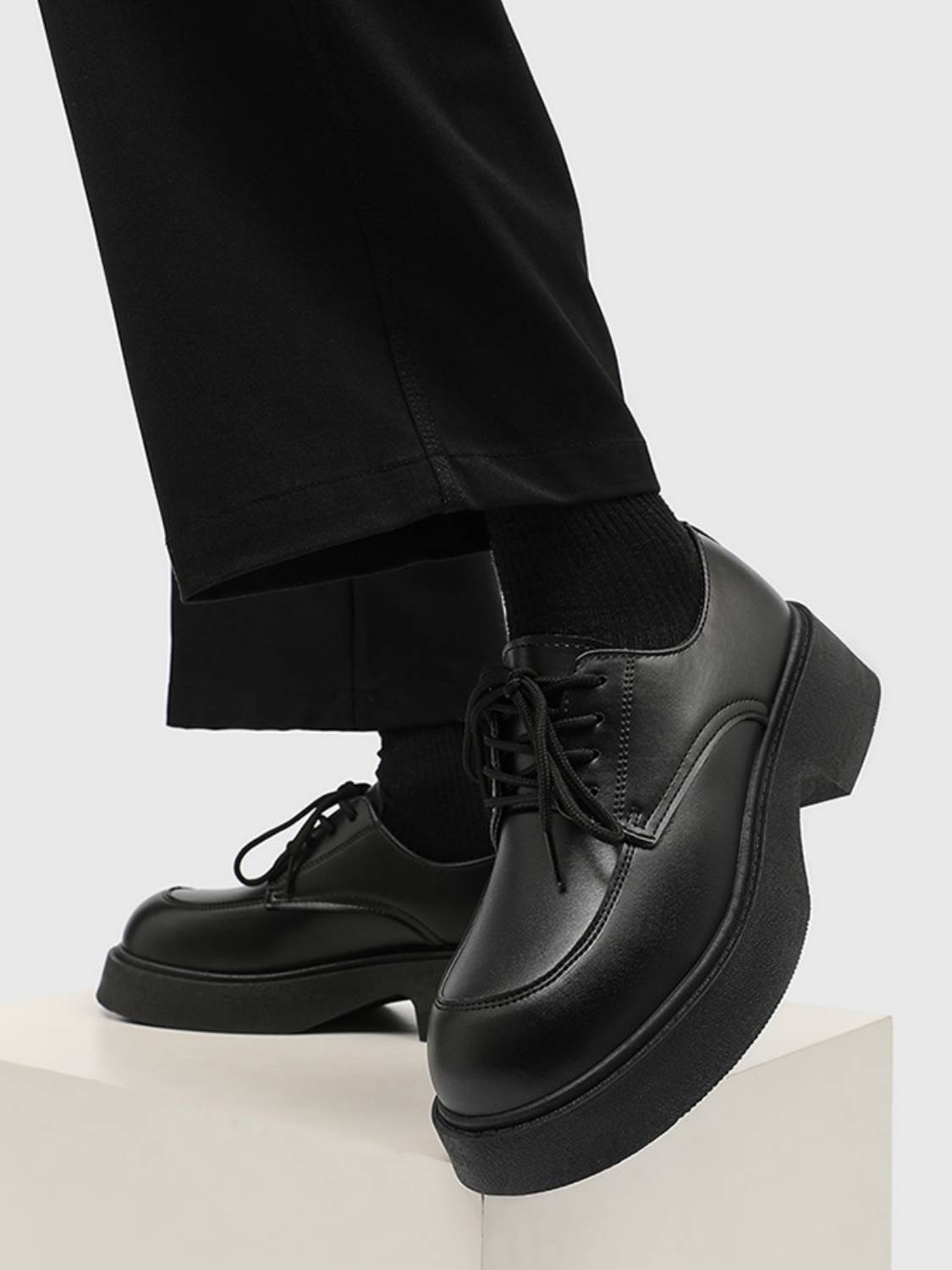Classic Derby Lace-up Shoes