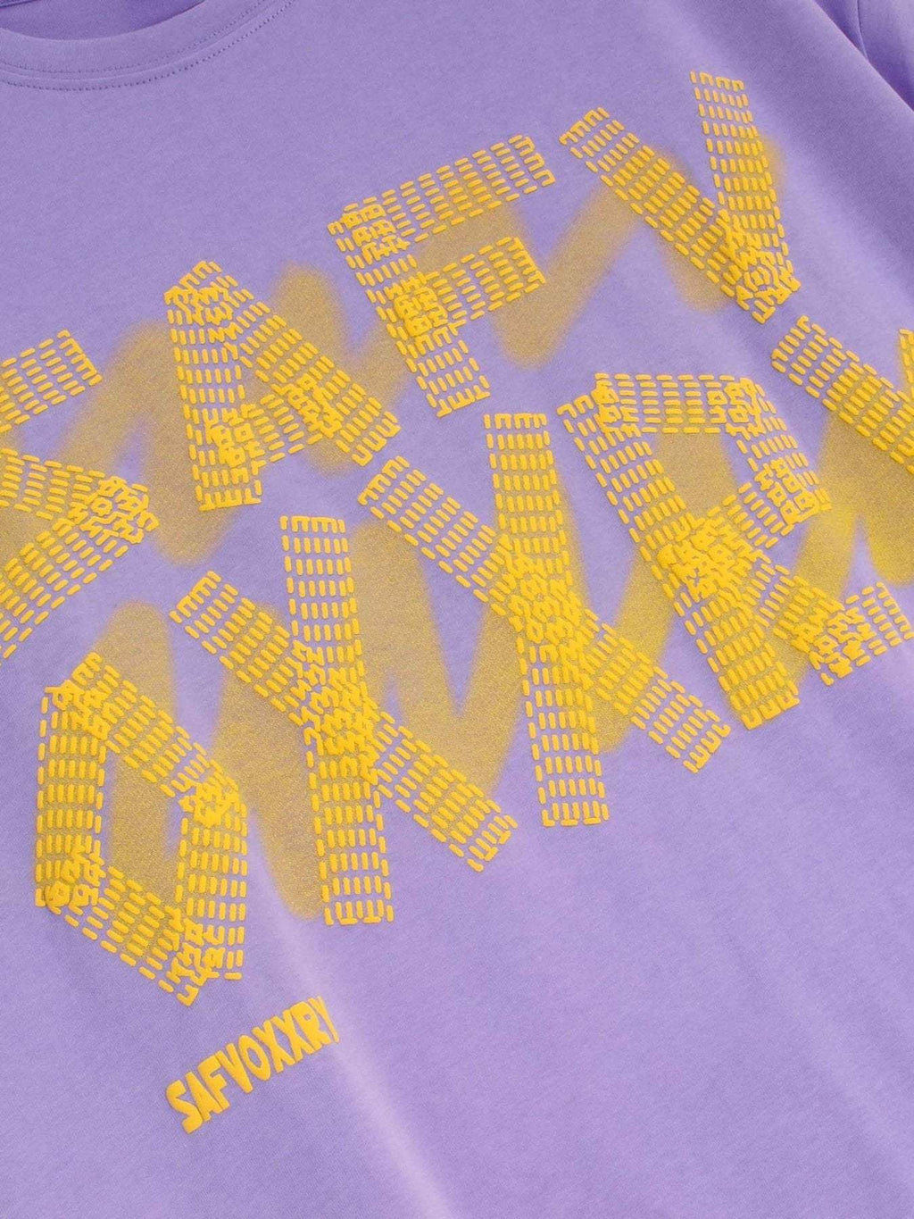 Disguisen Creative Alphabet Printed T-Shirt