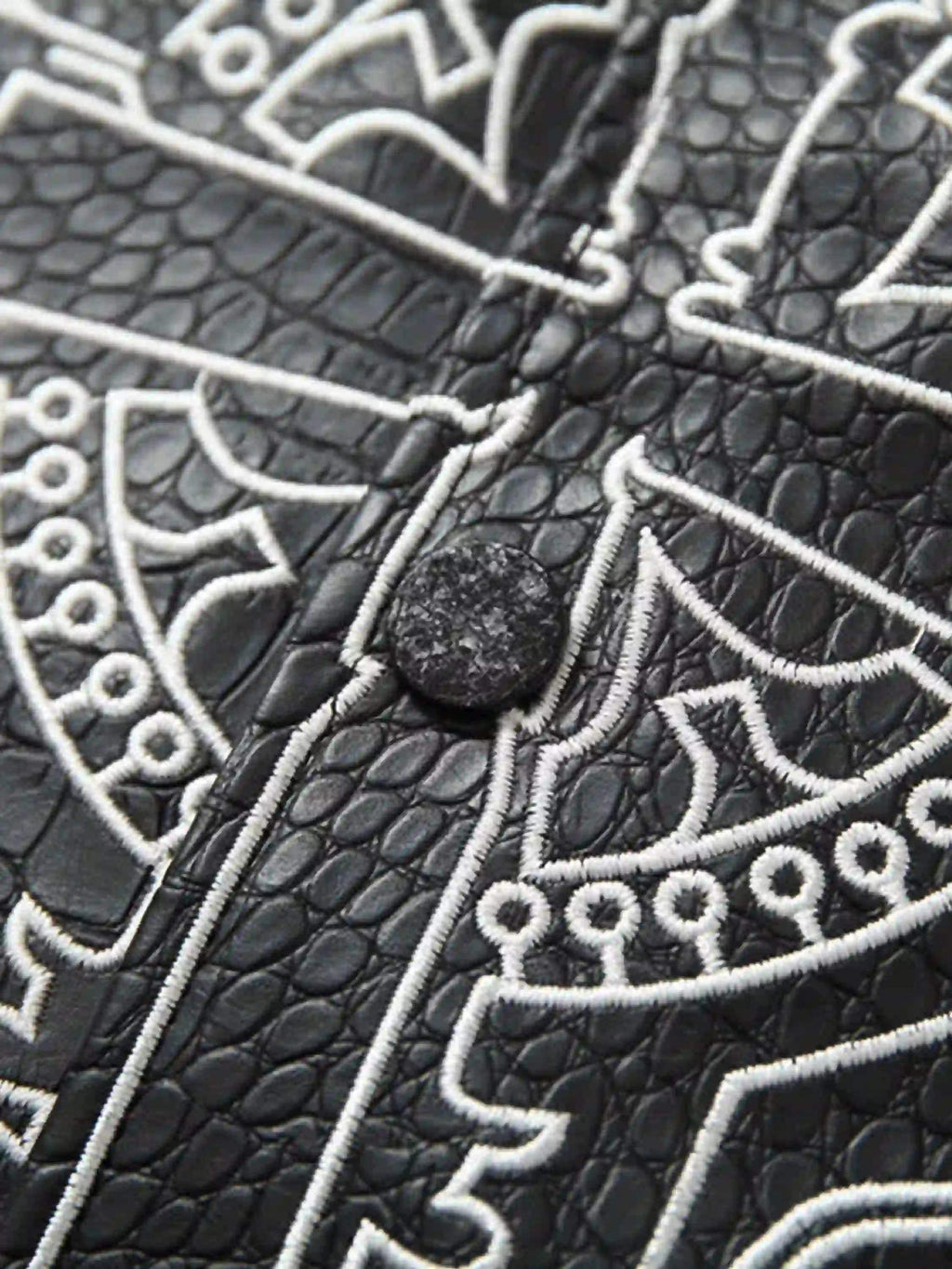 Disguisen Hip Hop Gothic Embroidered Baseball Jacket