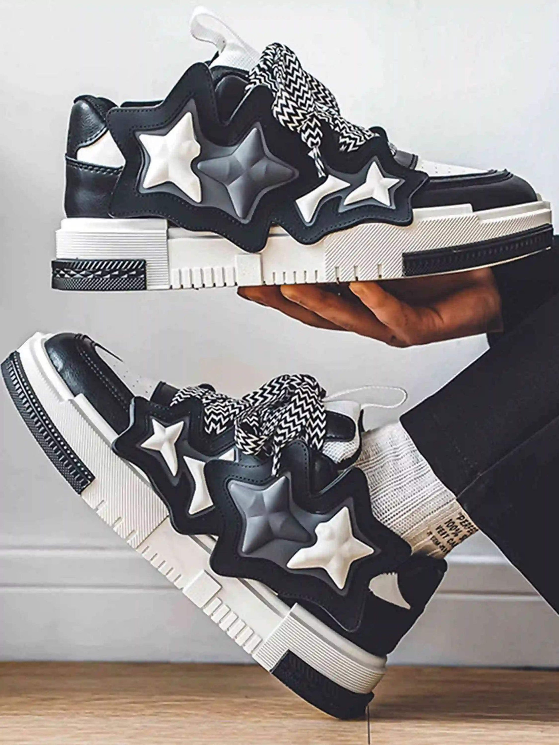 Disguisen Versatile Thick-soled Sneakers