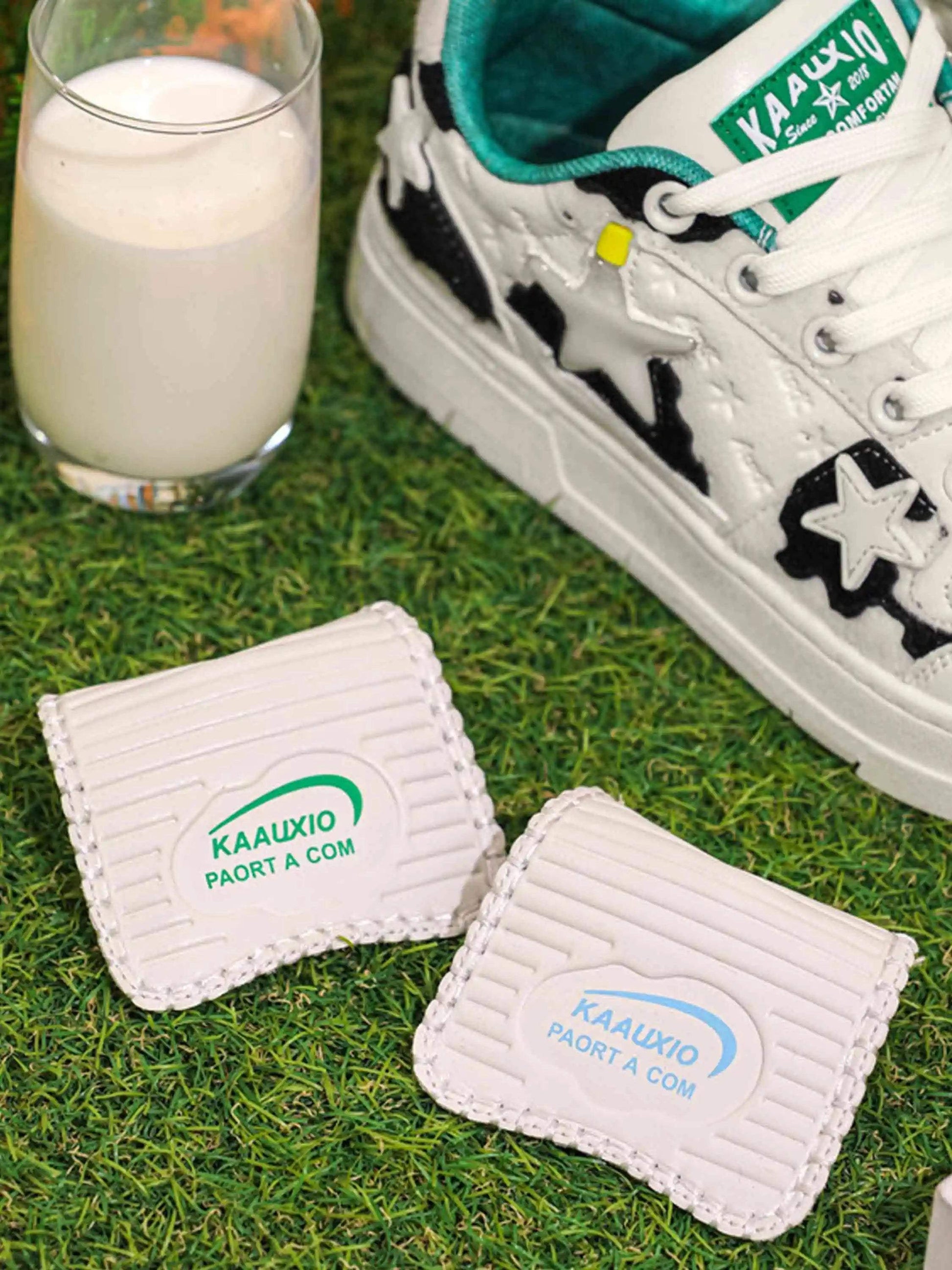 Disguisen Street Two-Color Cow Street Couple Shoes