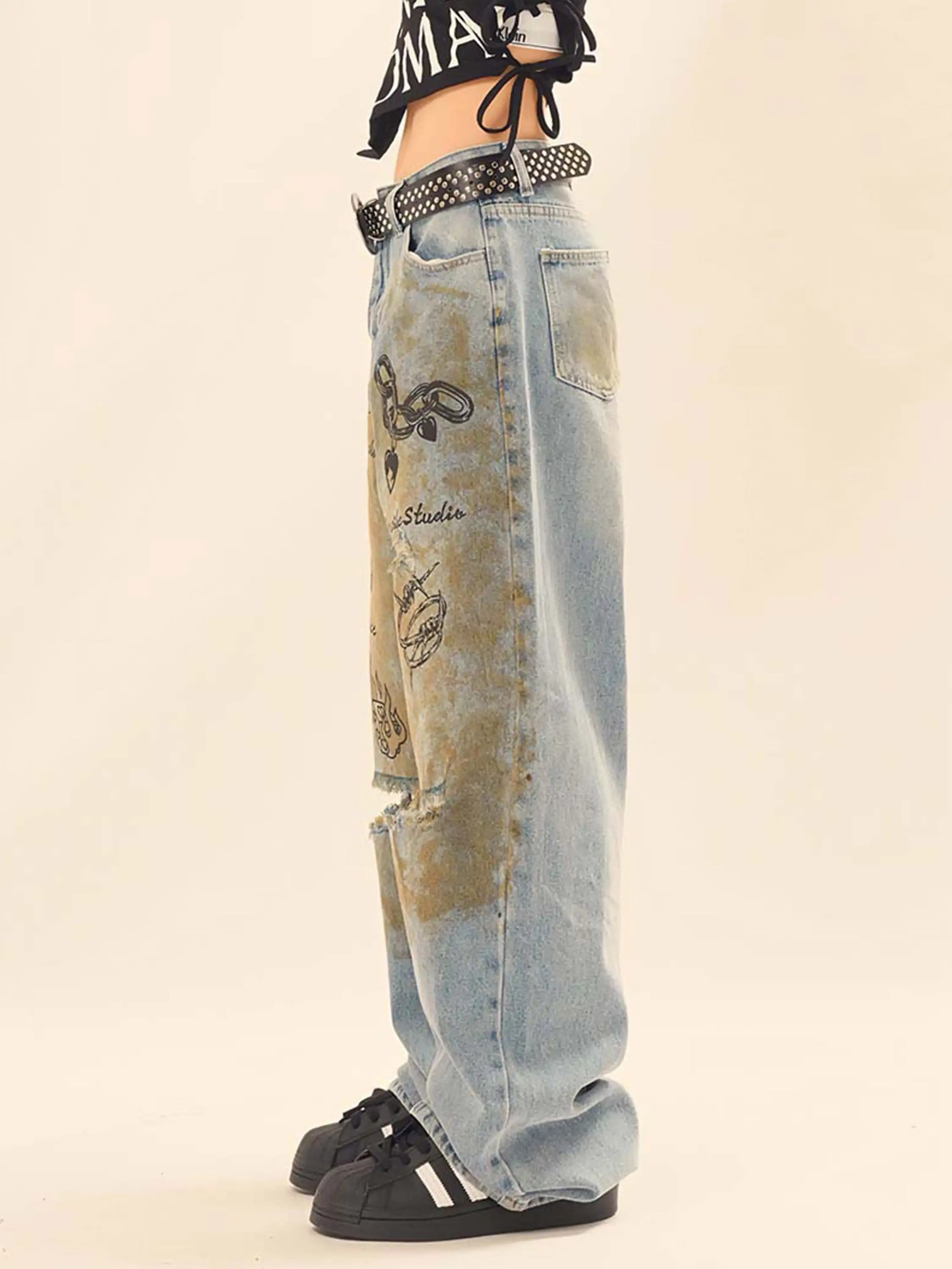 Disguisen Vintage Ripped Graffiti Jeans
