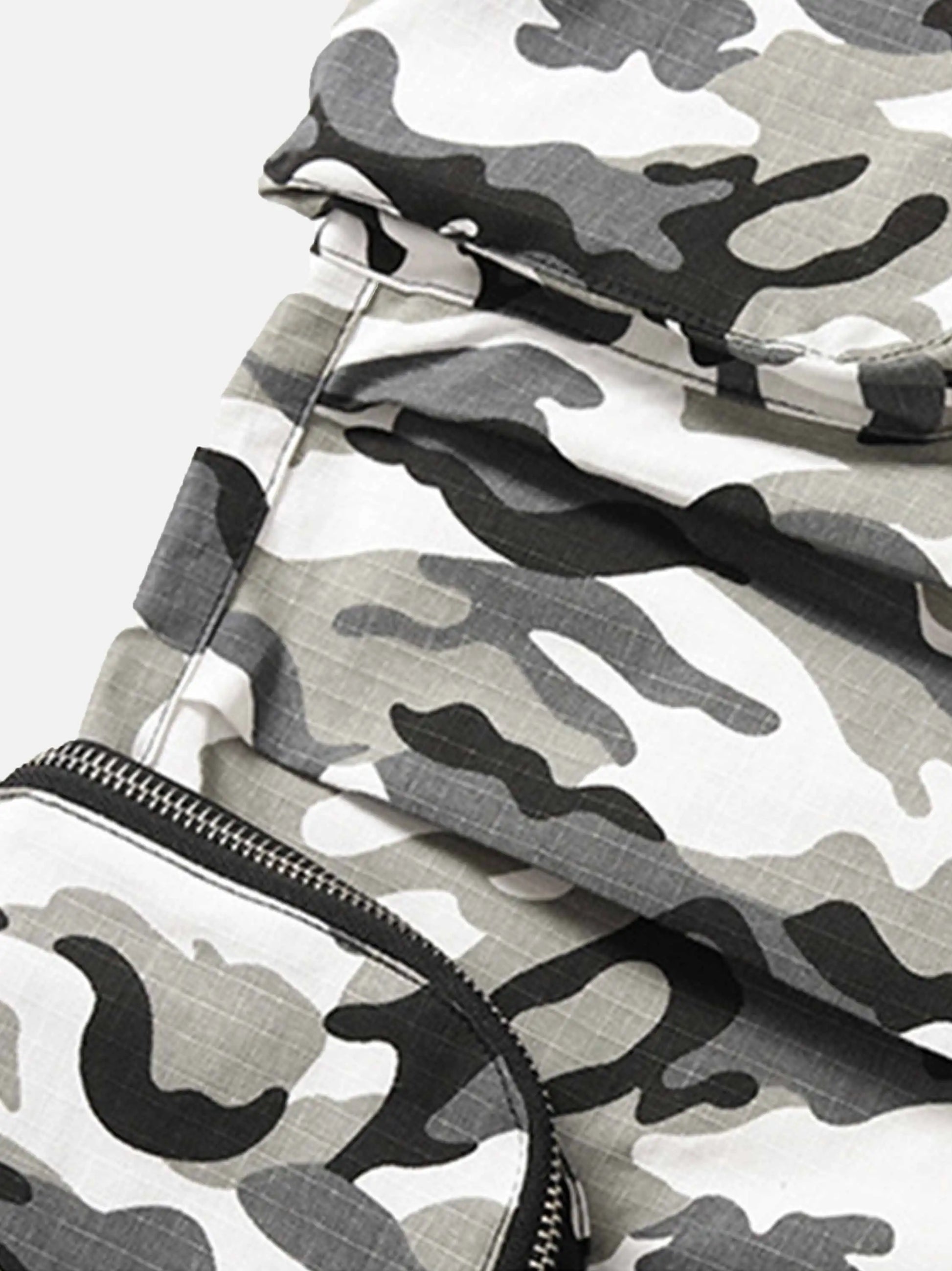 Disguisen Camouflage Cargo Pants