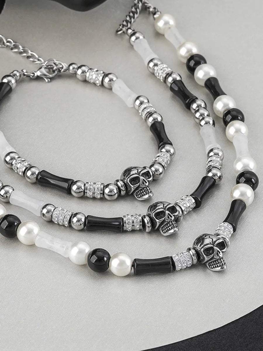 Disguisen Necklace With White Stone Beads