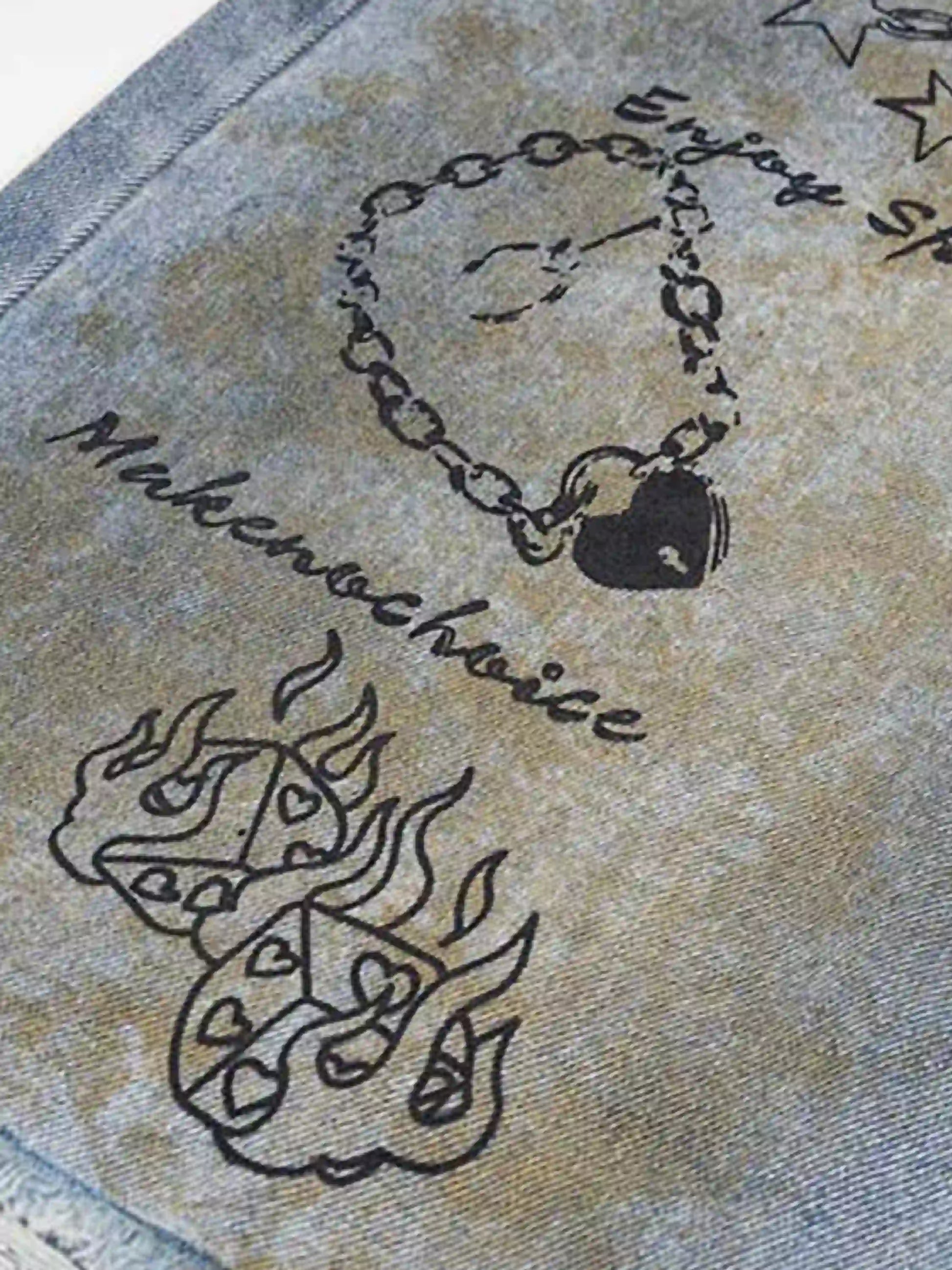 Disguisen Vintage Ripped Graffiti Jeans