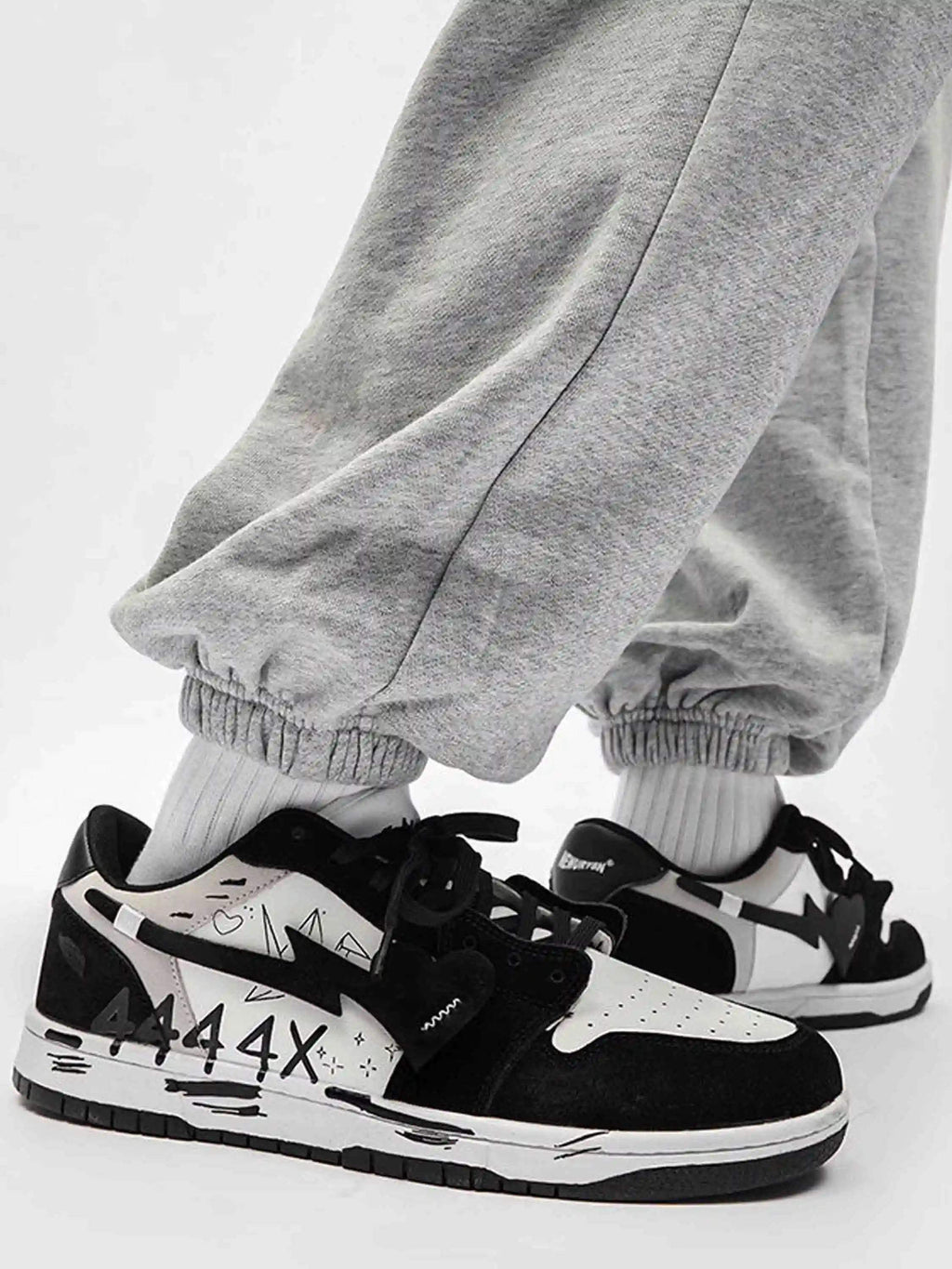 Disguisen Hip-Hop Street Graffiti Skateboard Shoes