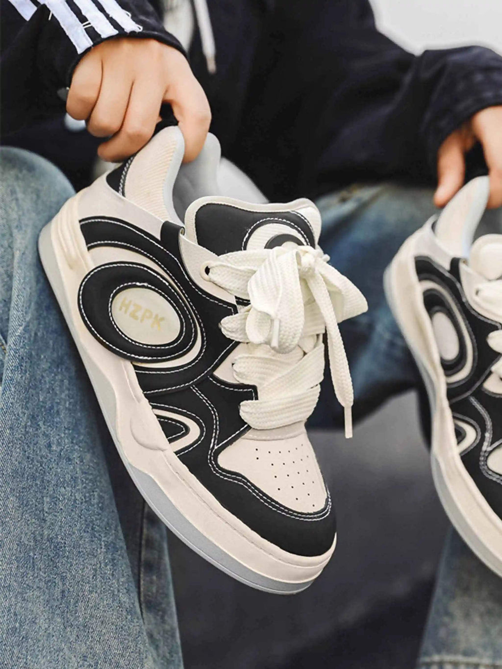 Disguisen Personalized American Hip-Hop Bread Shoes