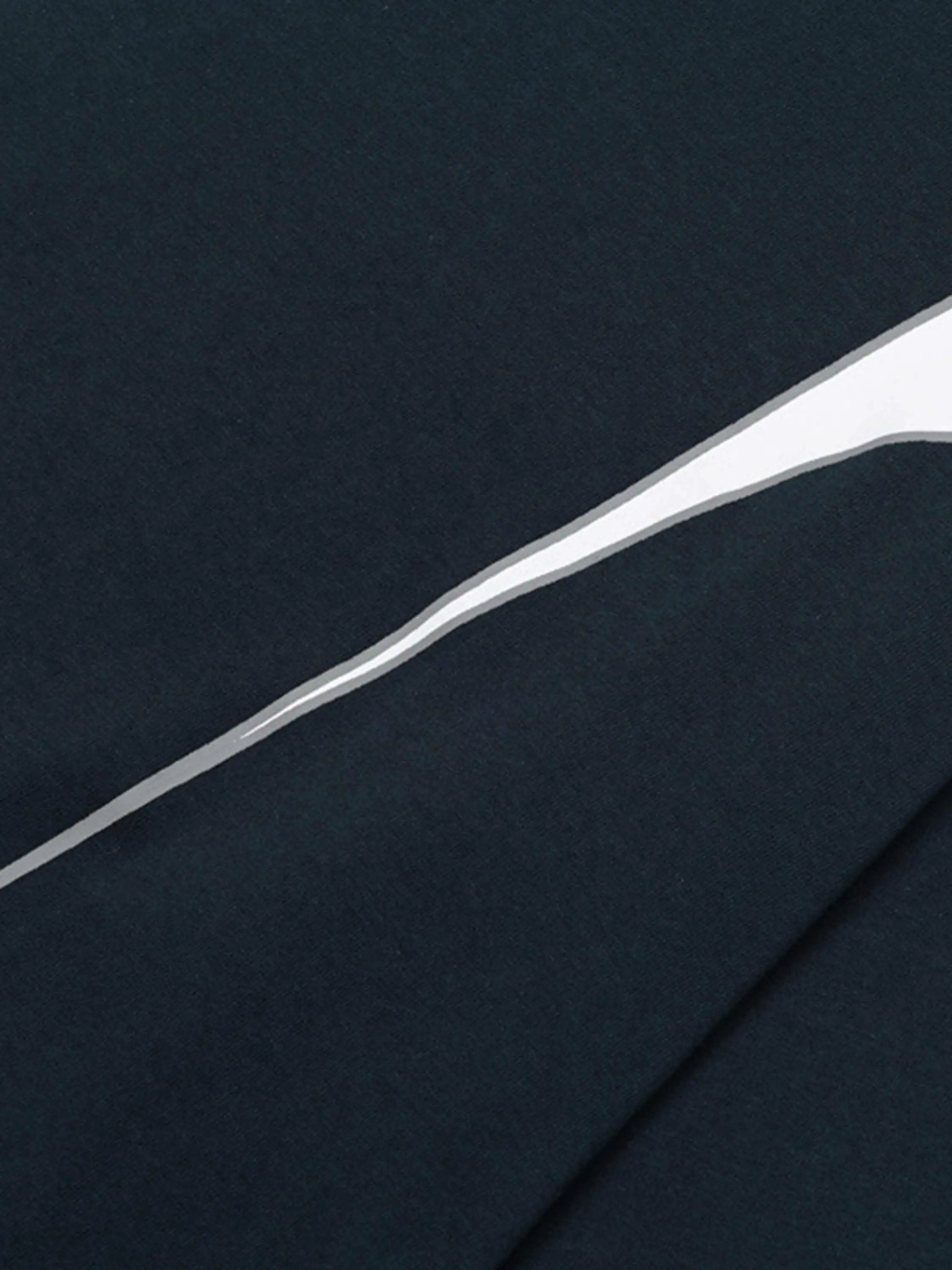 Disguisen Vintage Contrast Print Long Sleeve T-shirt