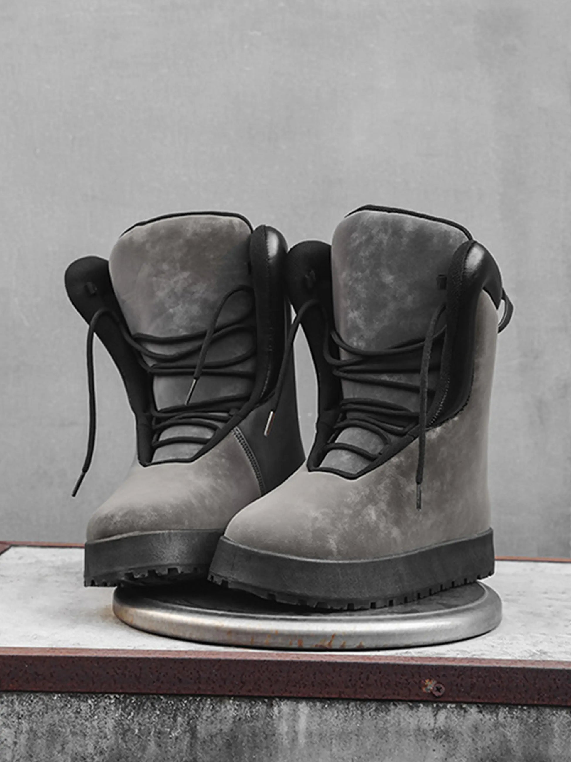 Contrasting Color Chunky Breadboard Boots