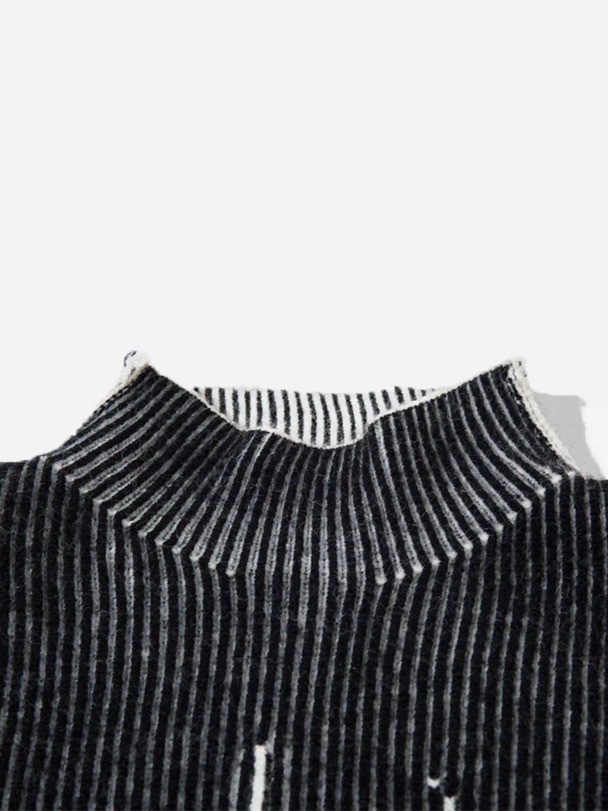 Disguisen Jacquard Half Turtleneck Knitted Sweater