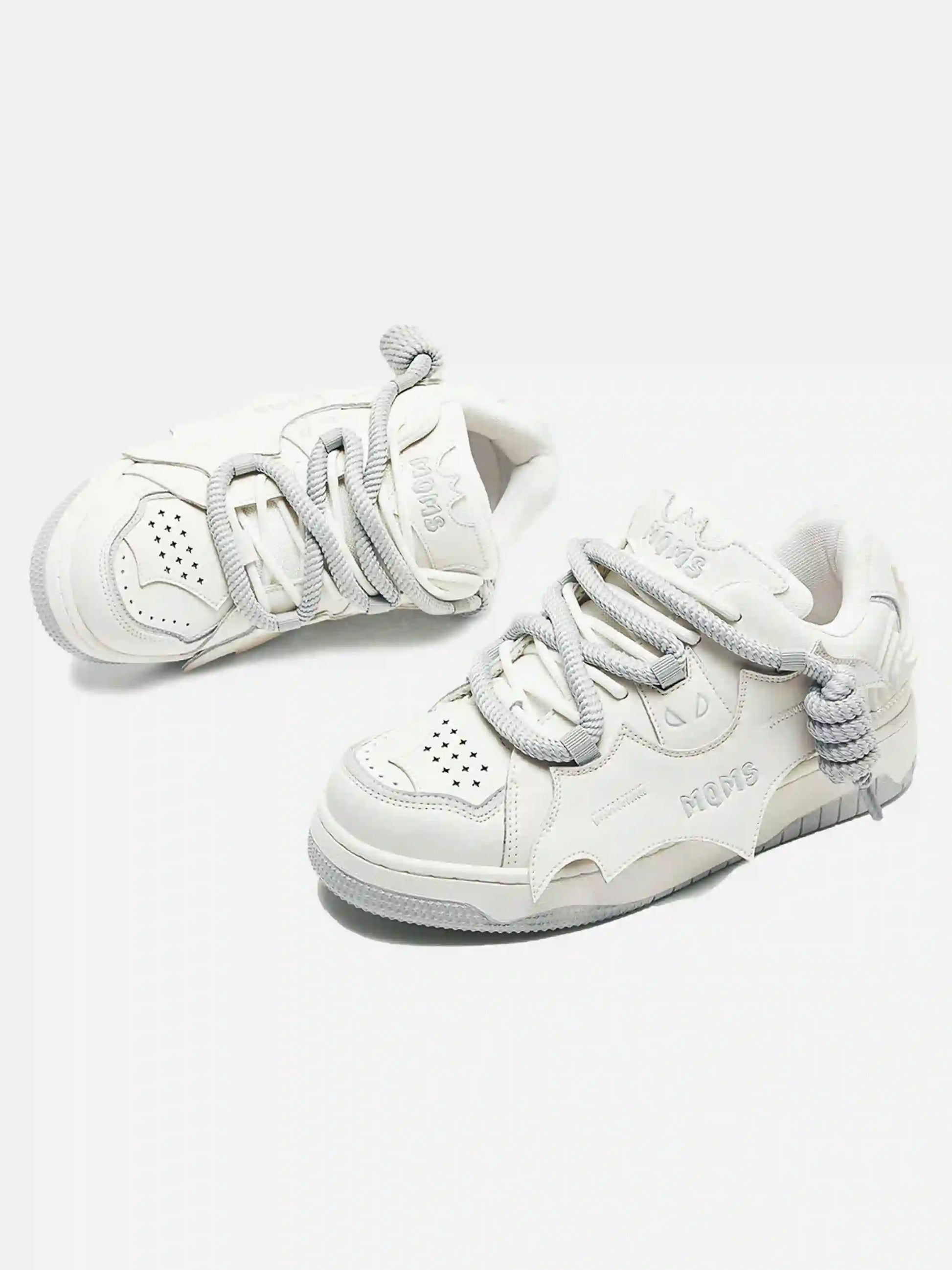Disguisen Bat Bond Sneakers