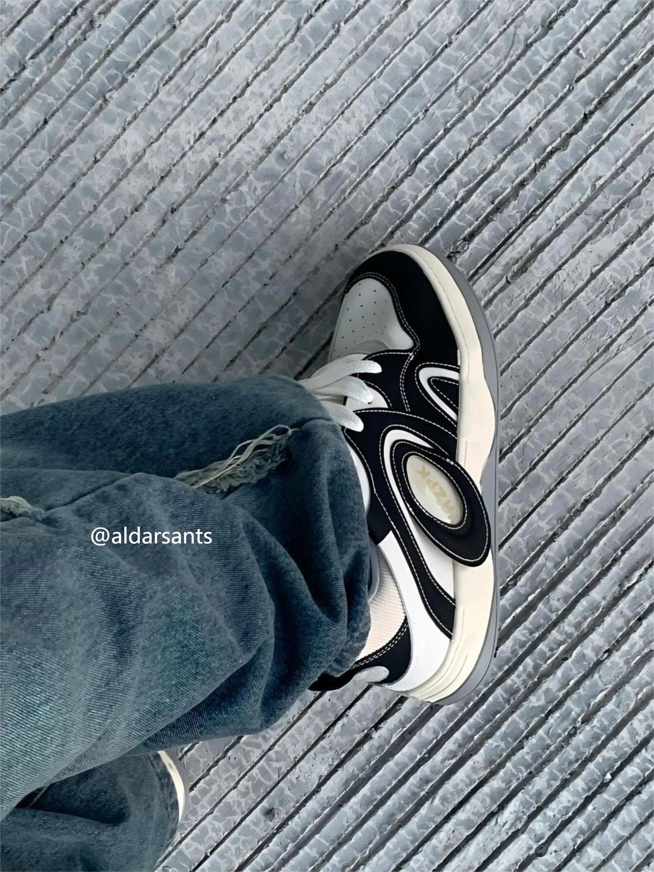 Disguisen Personalized American Hip-Hop Bread Shoes