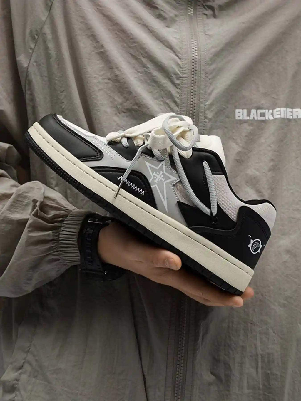 Disguisen Comfortable Casual Pentagram Couple Shoes
