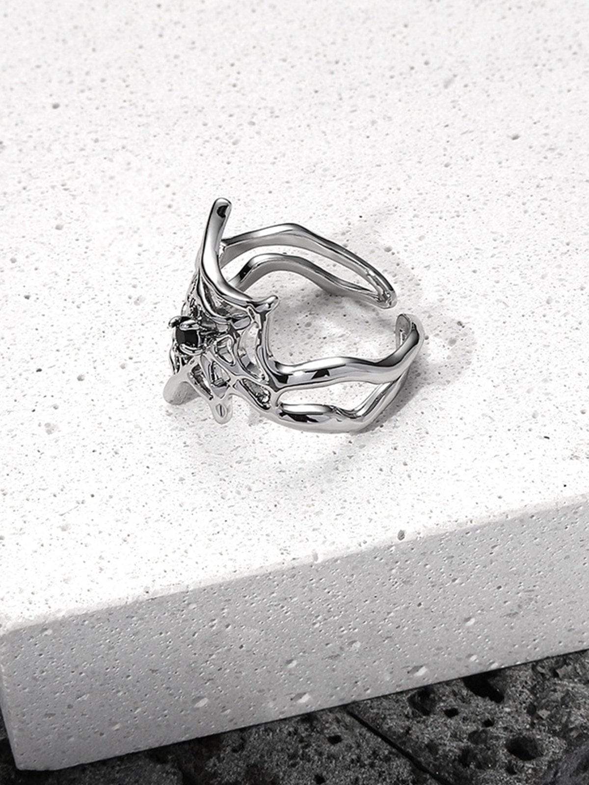 Anello con ragnatela di pietre preziose artificiali Disguisen