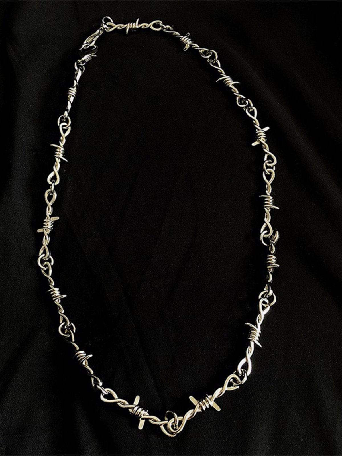 Disguisen Prickly Thorns Necklace